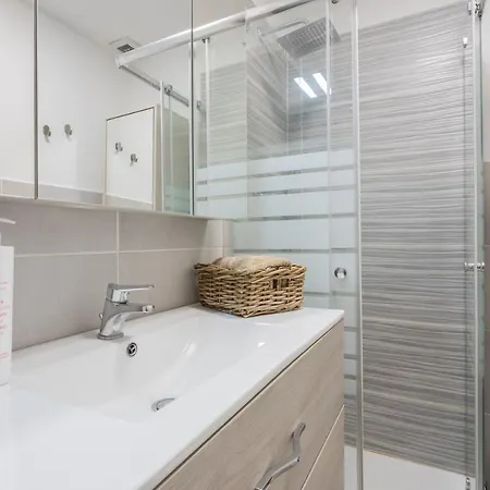Apartment Tana Del Bianconiglio By Wonderful Italy Turin